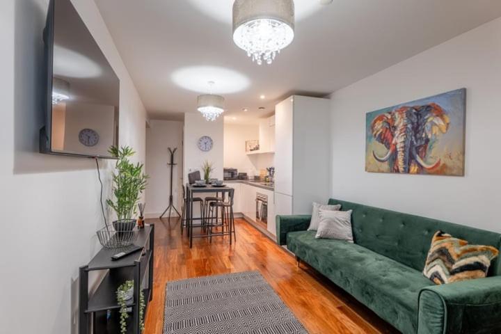 Luxurious Apartment - Birmingham City Centre Екстер'єр фото