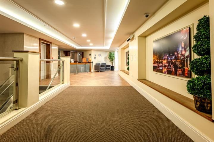 Luxurious Apartment - Birmingham City Centre Екстер'єр фото