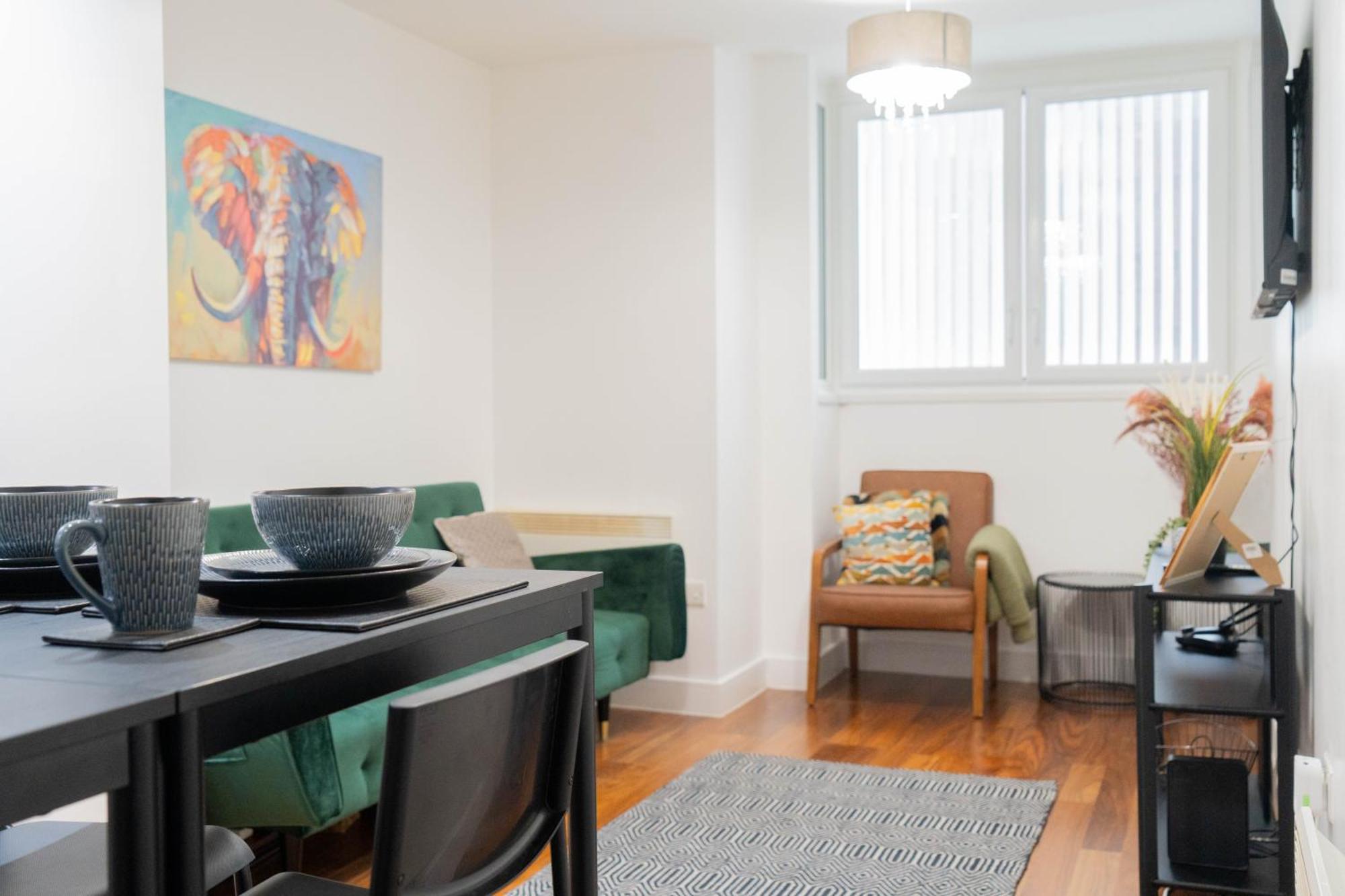 Luxurious Apartment - Birmingham City Centre Екстер'єр фото