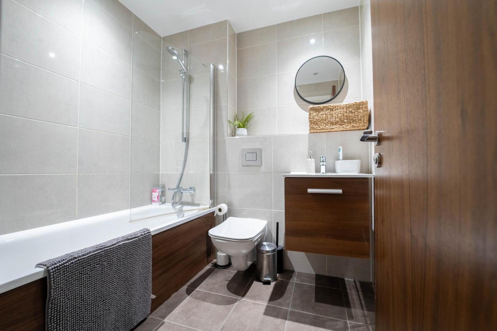 Luxurious Apartment - Birmingham City Centre Екстер'єр фото